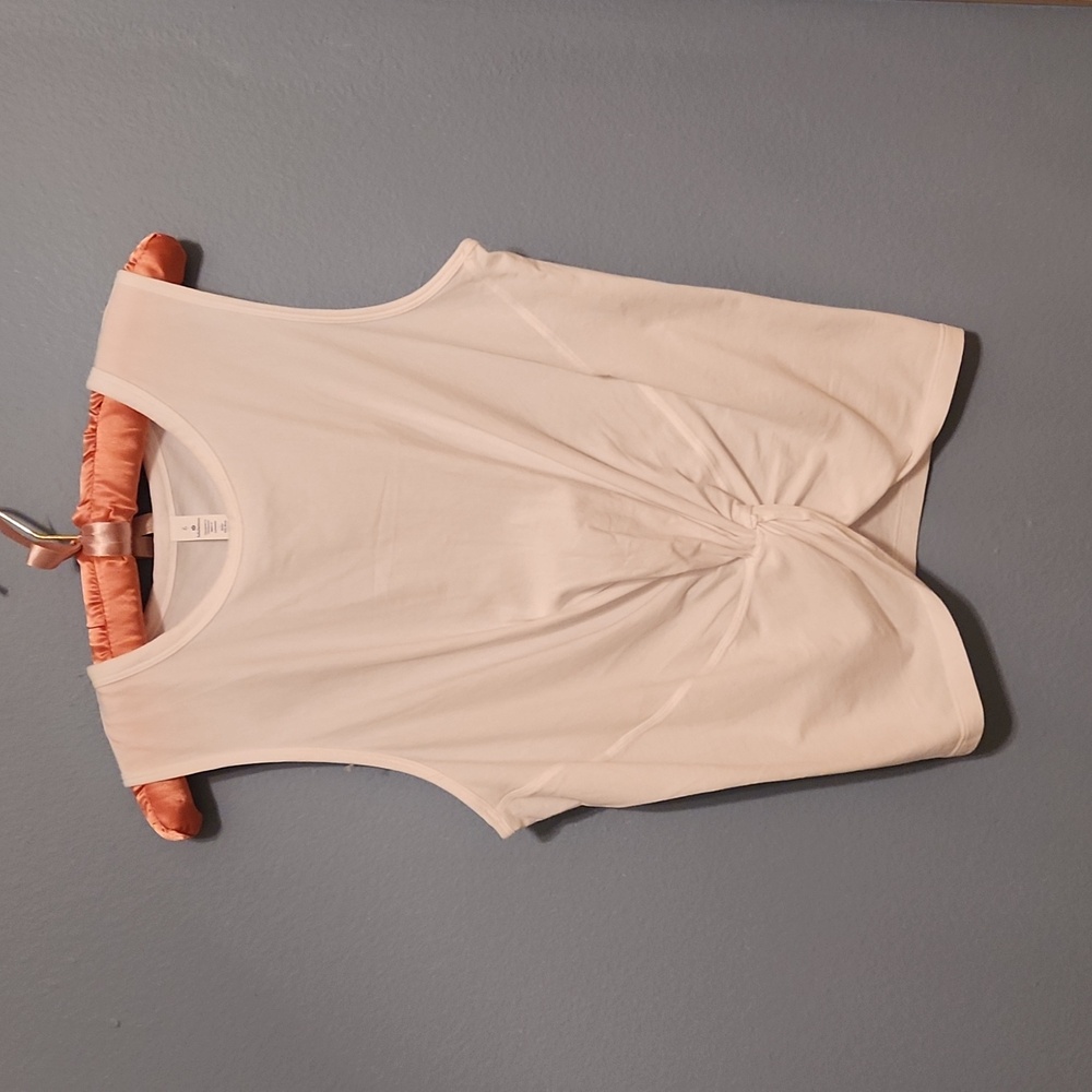 Lululemon yoga/ sports top, size 6, white